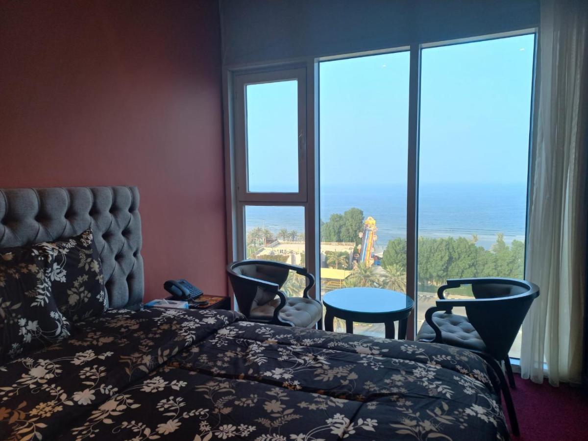 Gulf Blue Waves أمواج الخليج الزرقاء Hotel Kuwait City Exterior photo